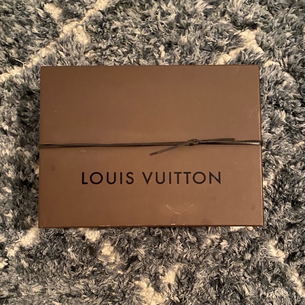 Authentic Louis Vuitton Box - Picture 2 of 6